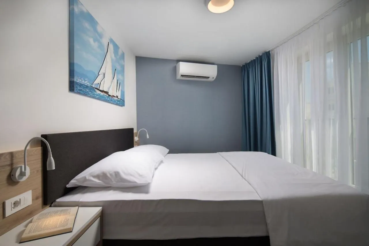Lux Vista Suite Umag Apartment